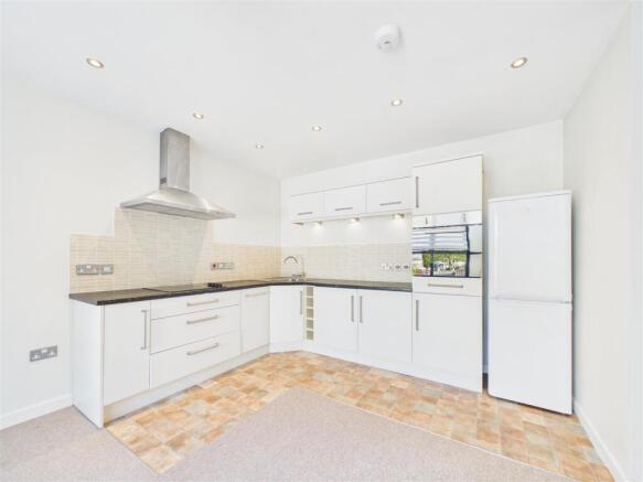 2-bed-flat-Montpellier4.jpg