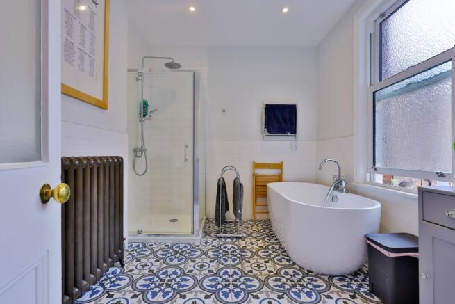 4 bed Town House for sale Image 11