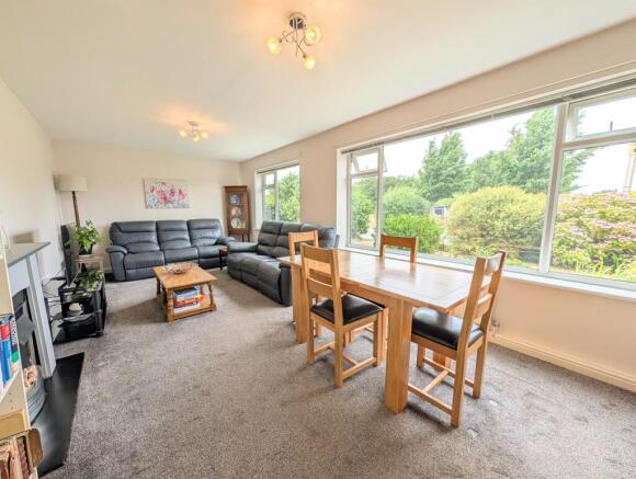 Clapgate, Romiley photo 4