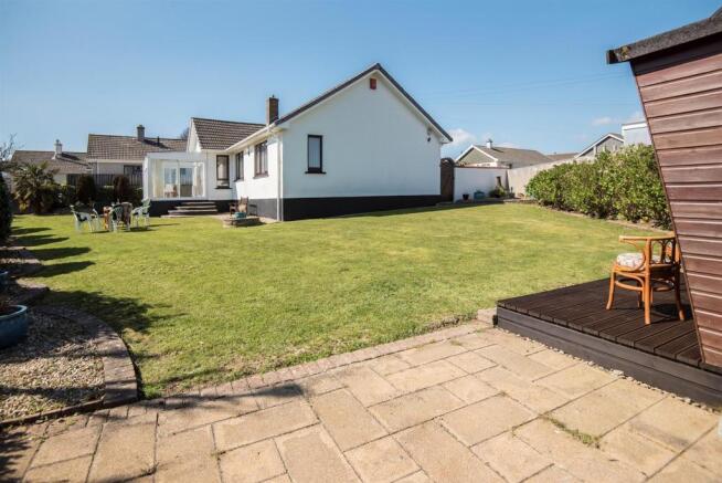 side of property picture 1.jpg