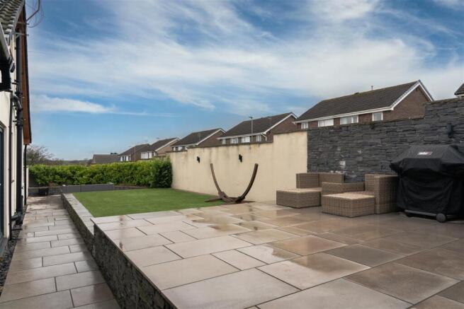 Pennington Close, Dalton-In-Furness photo 4