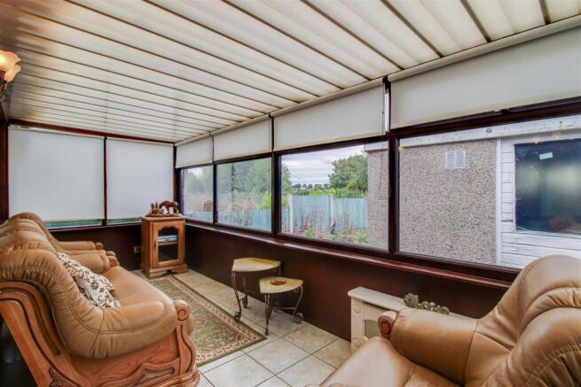 2 bed Semi-Detached Bungalow for sale Image 5
