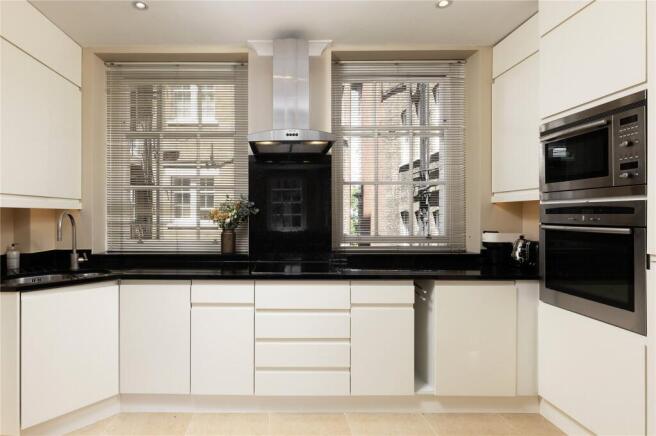 Thurloe Court, Fulham Road, Chelsea, London, SW3 – pohled 4