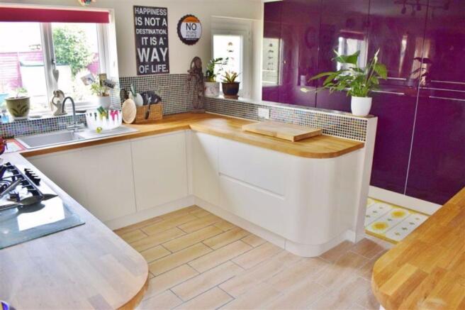 Kitchen Reverse