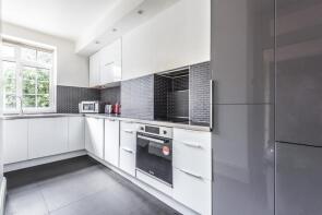 13, Davidson Gardens, London SW8 2XB