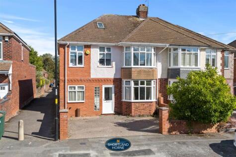 Arnold Avenue, Styvechale, Coventry