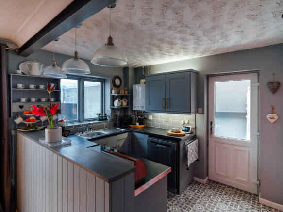 Kitchen / Dining Room