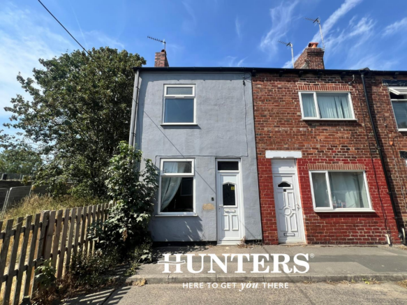 2 bed Terraced to rent in castleford