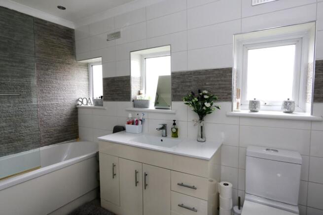 026 Bathroom.jpg