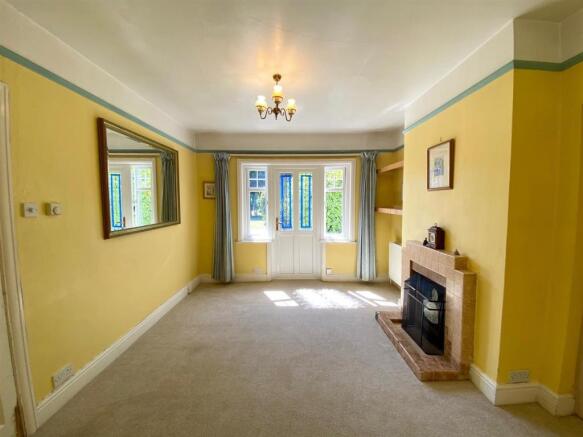 Dining Room.jpg