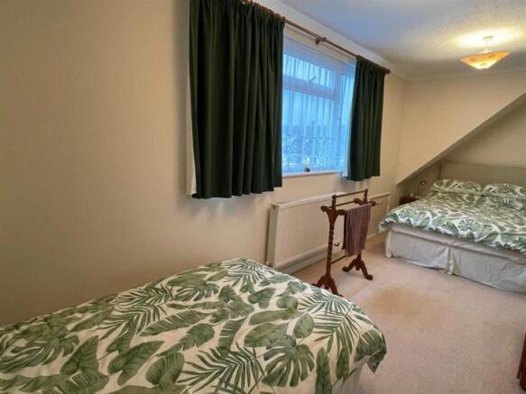 Bedroom,.jpg