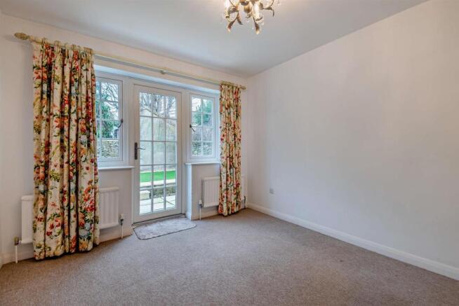 8633908-interior06-800.jpg