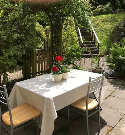 Patio 4.jpg