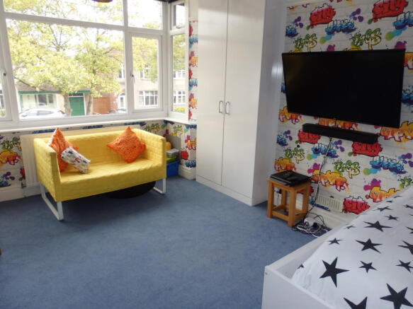 Photo 10