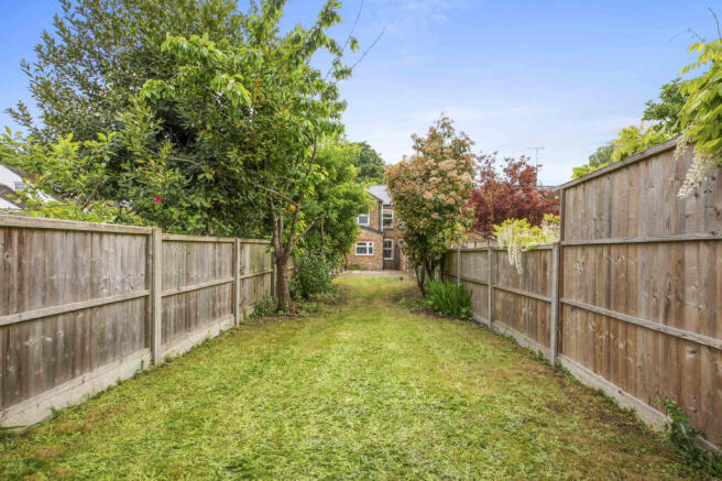 2 Mount Pleasant Cottages, Cores End Rd, SL8 5AN (