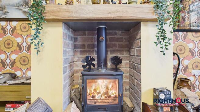 2 bed Semi-Detached for sale Image 6