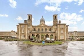 Flat 121, Princess Park Manor, Royal Drive, New Southgate, London N11 3FQ