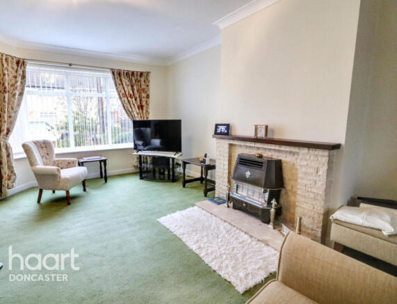 3 bed Semi-Detached for sale Image 6