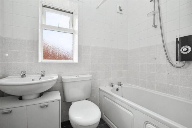 4 bed Semi-Detached for sale Image 9