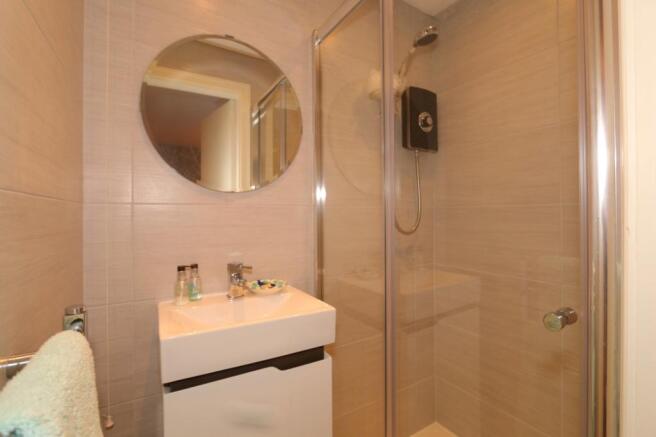 En-Suite Shower