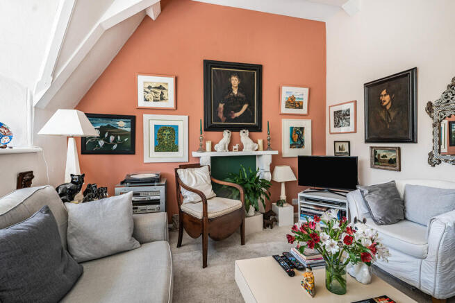 Living room (2)