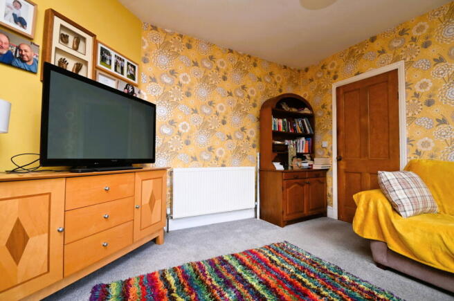 3 bed Terraced for sale Image 7