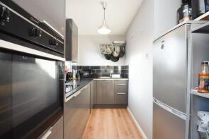 38, Darnay Rise, Chelmsford CM1 4XA