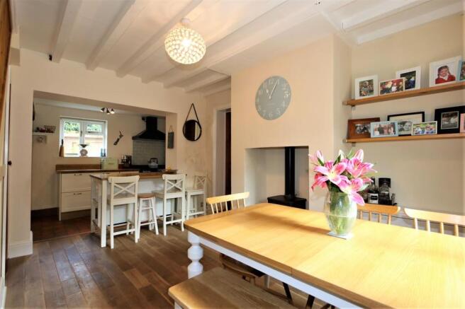 COUNTRY KITCHEN/DINER