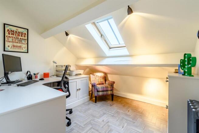 8431570-interior26-800.jpg