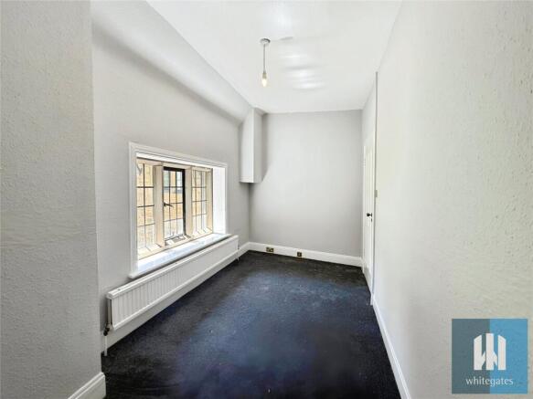 6 bed Detached to rent Image 11