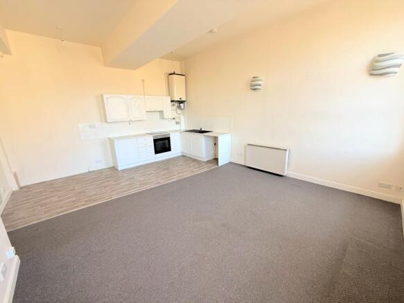 2 bed Apartment for sale Image 8