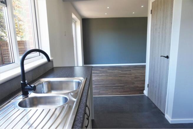 Lounge / Kitchen