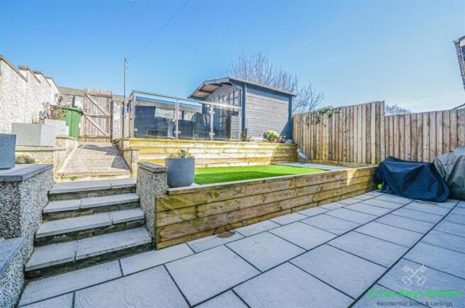 Rear Garden & Garage