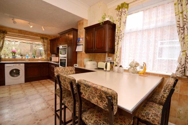 BREAKFAST KITCHEN