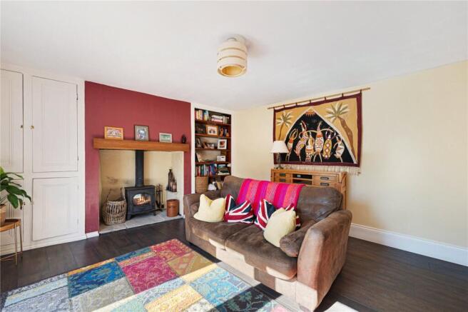 4 bed Detached for sale Image 7