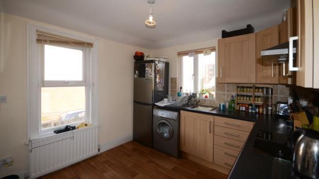 Kitchen 02