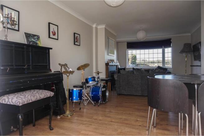 Living / Dining Room