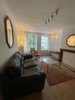 Flat 2, 242, Canongate, Old Town, Edinburgh EH8 8AB
