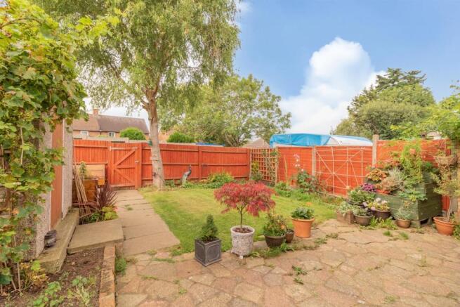 16 The Oval-The-Oval-Guildford-semi-detached-house