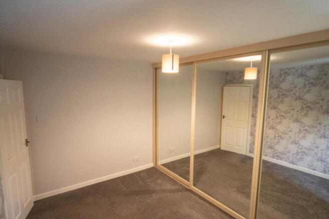 1 bed Flat for sale Image 7
