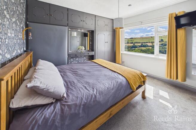 2 bed Terraced for sale Image 11