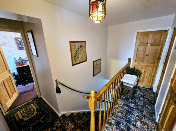 4 bed Semi-Detached for sale Image 9