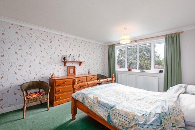 3 bed Detached for sale Image 8