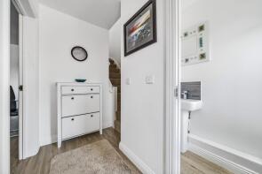 81, Peake Way, Charlton, Andover SP10 4FA