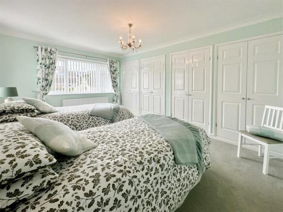Bedroom 1 Storage.JPG