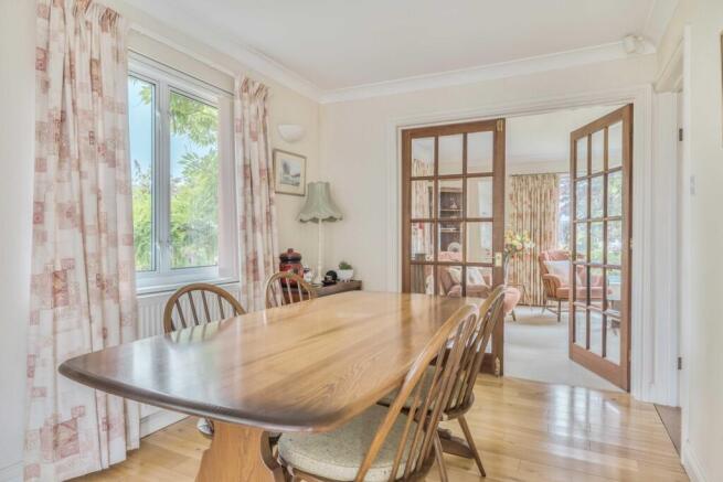 1332311-8-688b62393b742