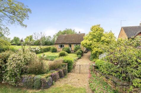 Hollow Way, Eydon, Daventry, NN11