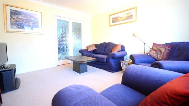 Lounge 2