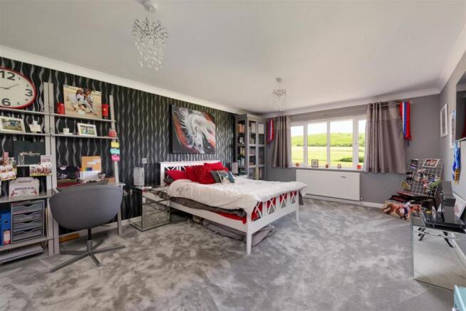 Bedroom.jpg