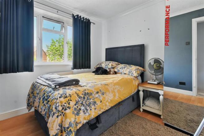 3 bed Semi-Detached for sale Image 9